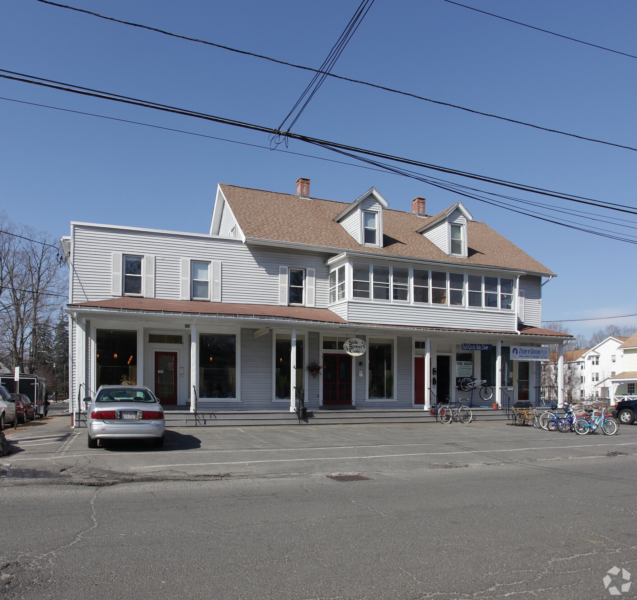 40-48 Maple St, Florence, MA for sale Primary Photo- Image 1 of 1