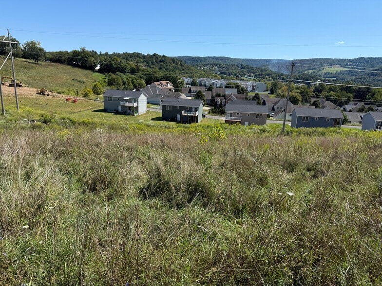 113 Summit Ridge Ave, Morgantown, WV for sale - Primary Photo - Image 1 of 6