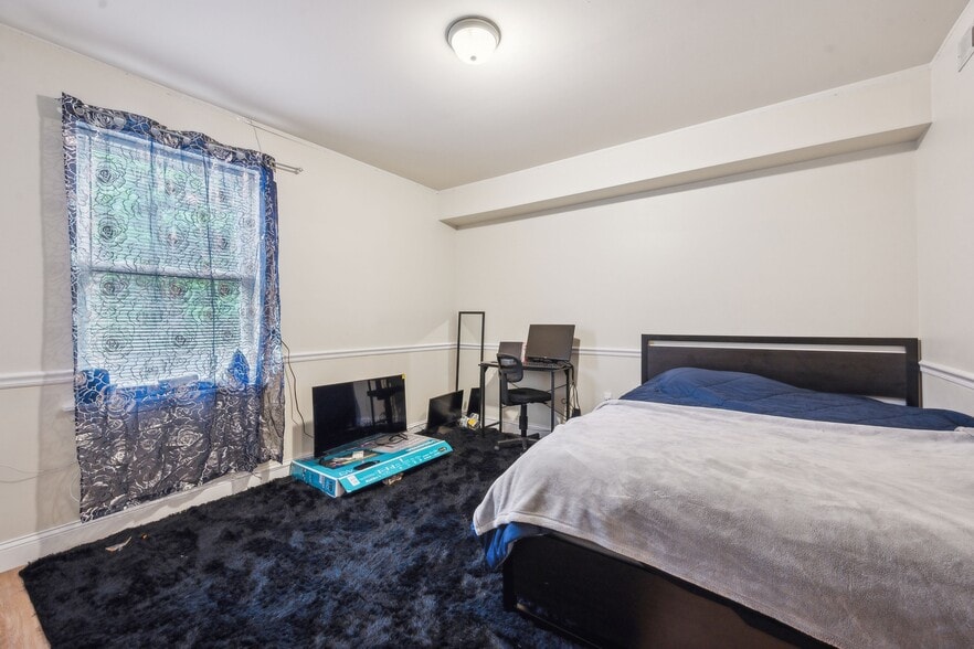 1700 Cecil B Moore Avenue Portfolio portfolio of 2 properties for sale on LoopNet.com - Building Photo - Image 2 of 6