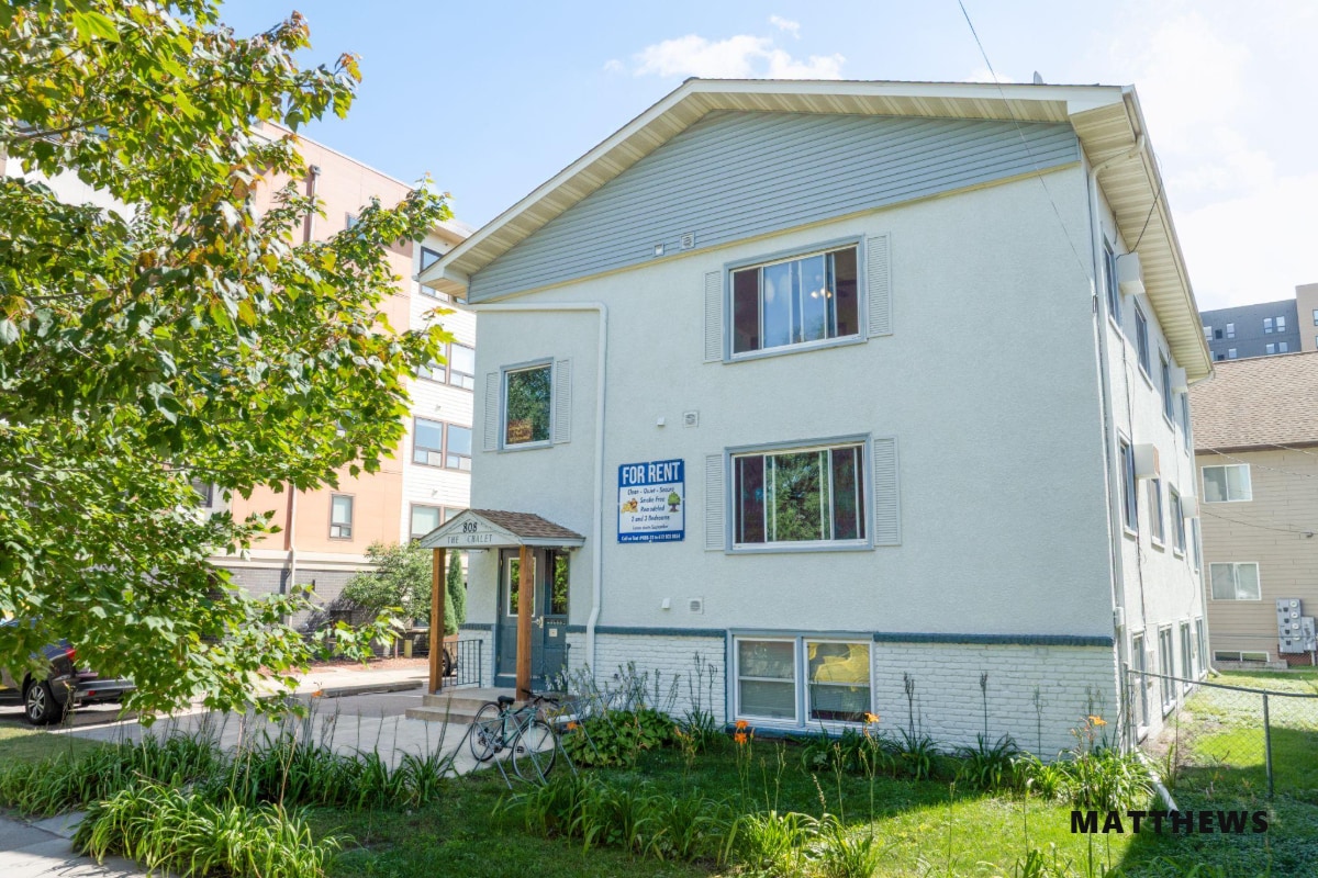 808 13th Ave SE, Minneapolis, MN for sale Building Photo- Image 1 of 5