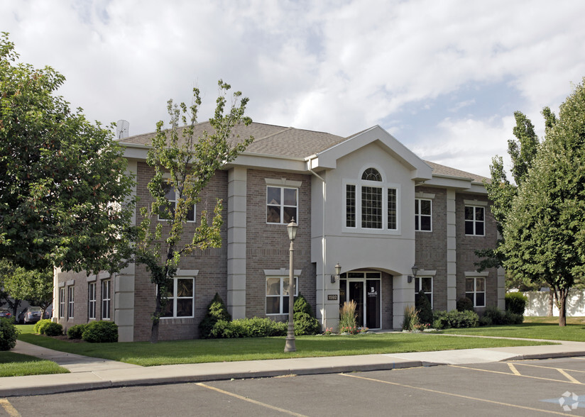 1584 S 500 W, Woods Cross, UT for lease - Primary Photo - Image 1 of 6