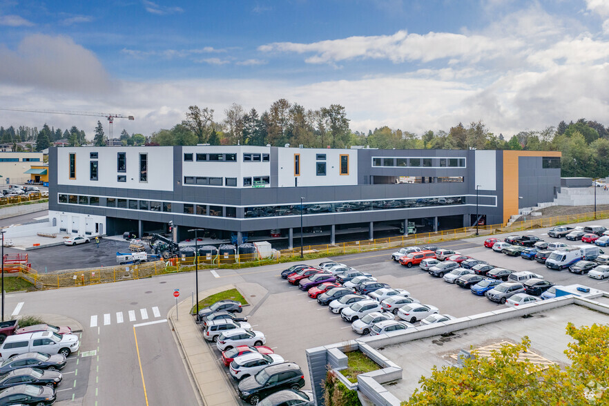 3855 Wayburne Dr, Burnaby, BC for lease - Building Photo - Image 3 of 16