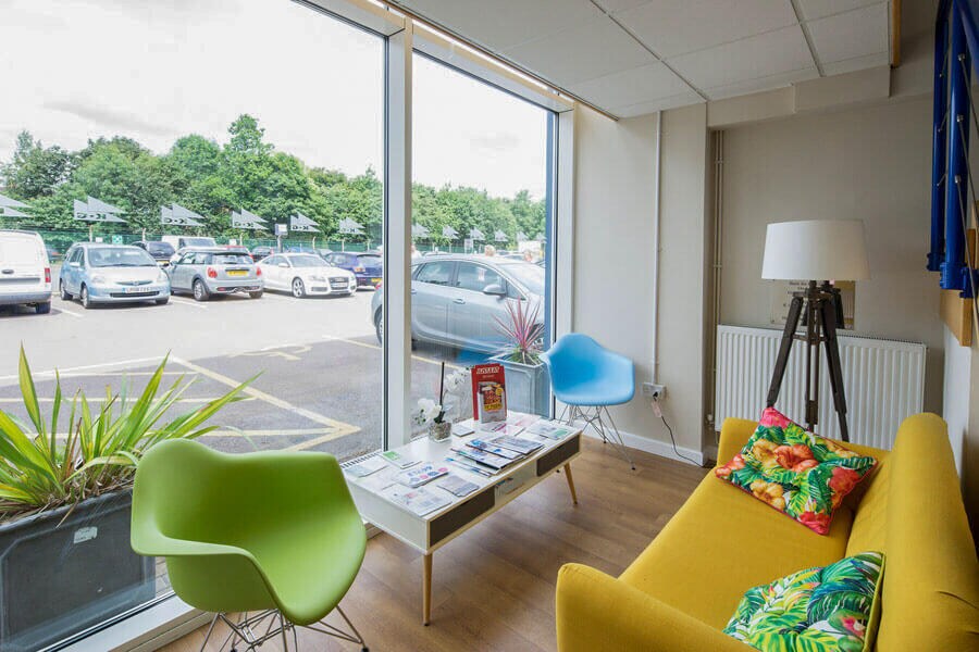 Kingsfield Clos, Northampton for lease Interior Photo- Image 1 of 4