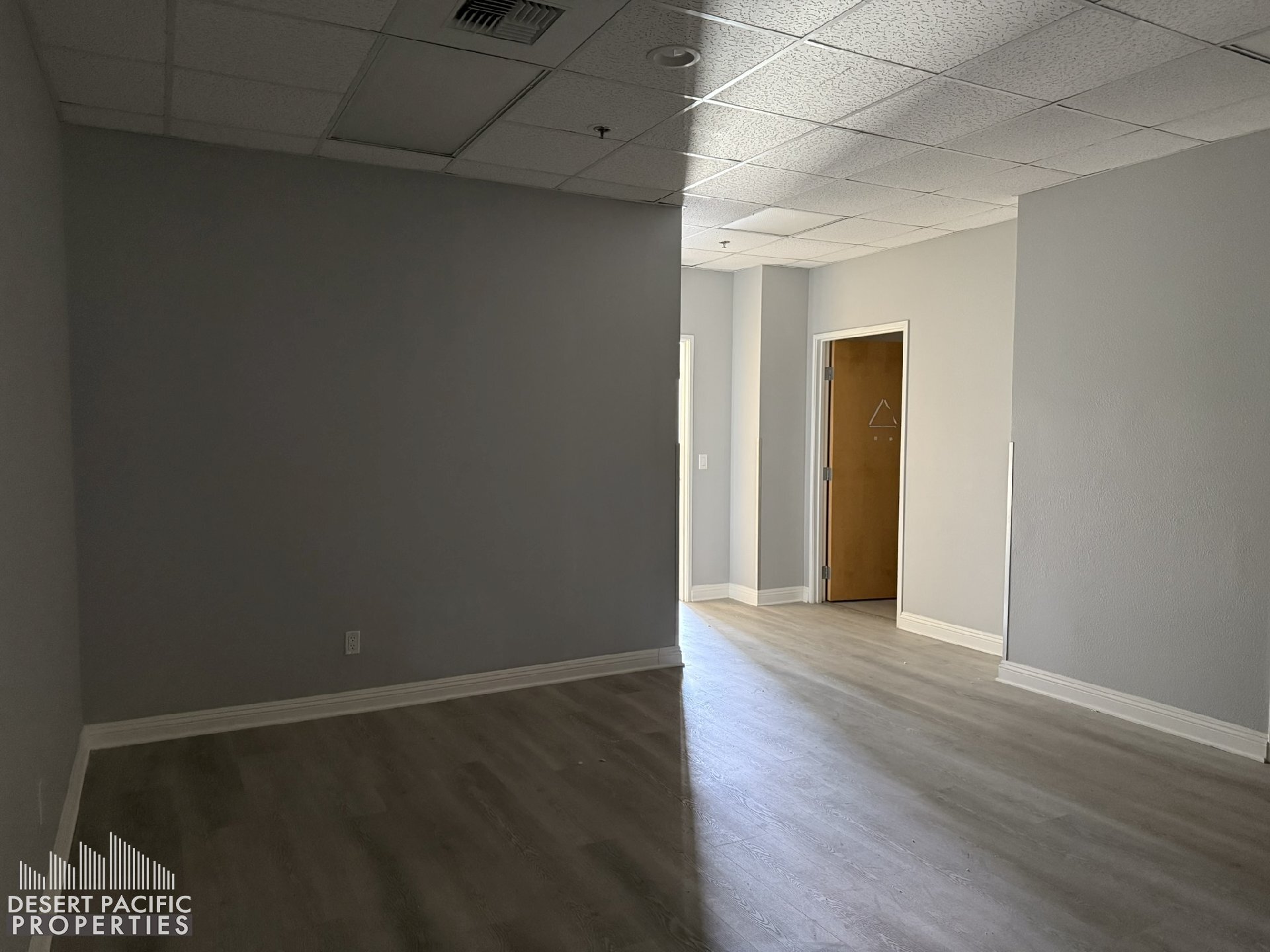 35280 Bob Hope Dr, Rancho Mirage, CA for lease Building Photo- Image 1 of 3