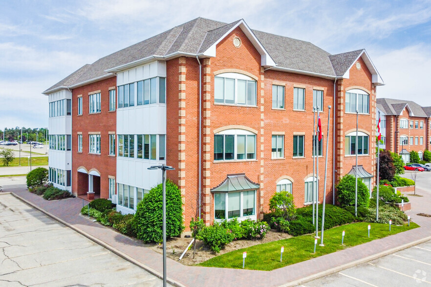 199 County Court Blvd, Brampton, ON for lease - Primary Photo - Image 1 of 4