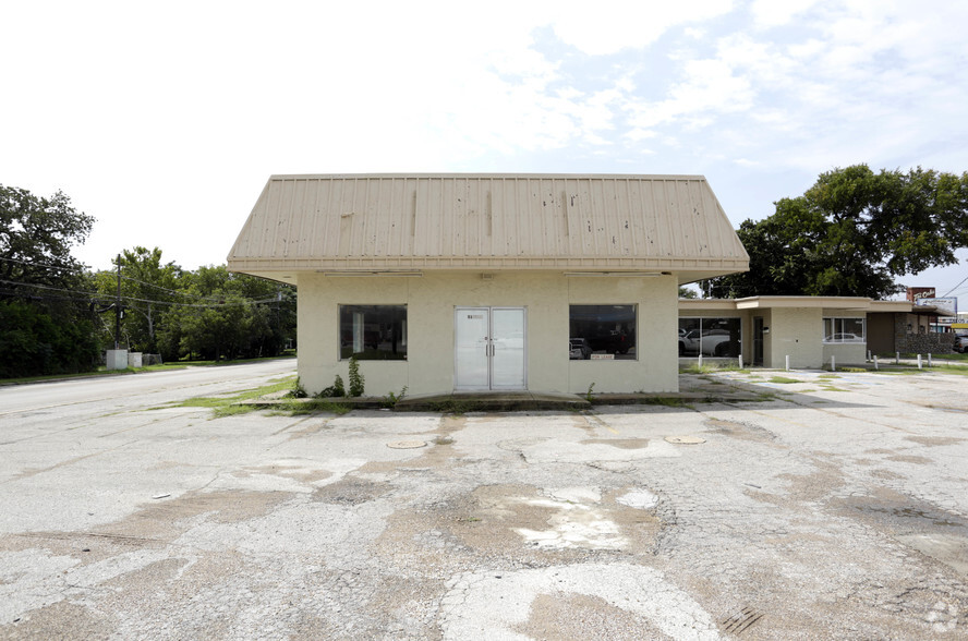 5149 River Oaks Blvd, River Oaks, TX for lease - Building Photo - Image 2 of 6