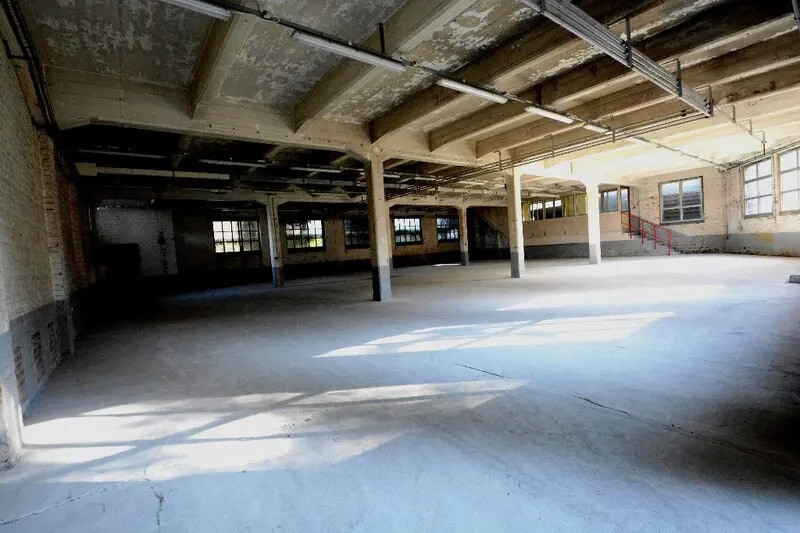 Office in Solesmes for lease - Building Photo - Image 1 of 8