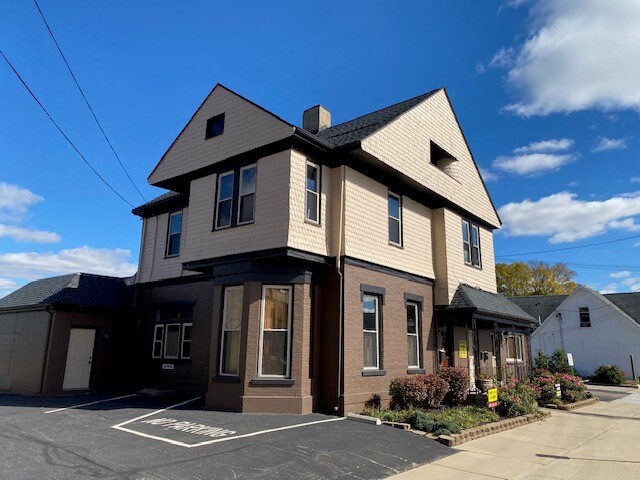 101 W Water St, Troy, OH for lease - Building Photo - Image 1 of 19