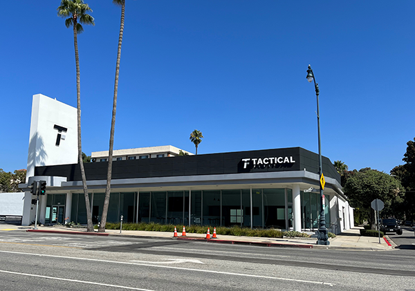 8833 Wilshire Blvd, Beverly Hills, CA for sale - Building Photo - Image 1 of 1