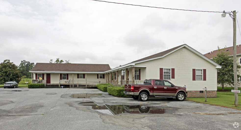 716 Caratoke Hwy, Moyock, NC for lease - Building Photo - Image 2 of 10