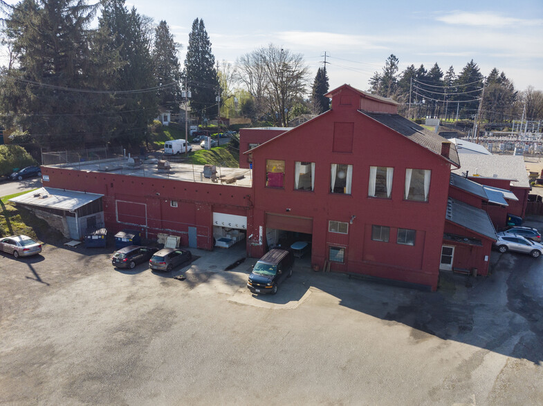 55 NE Farragut St, Portland, OR for lease - Building Photo - Image 1 of 7