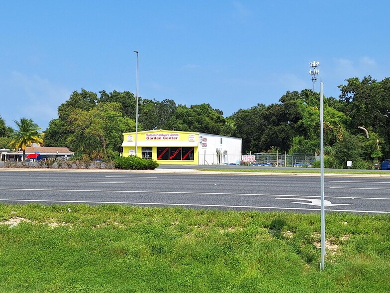 14117 US Highway 19, Hudson, FL for lease - Building Photo - Image 2 of 27