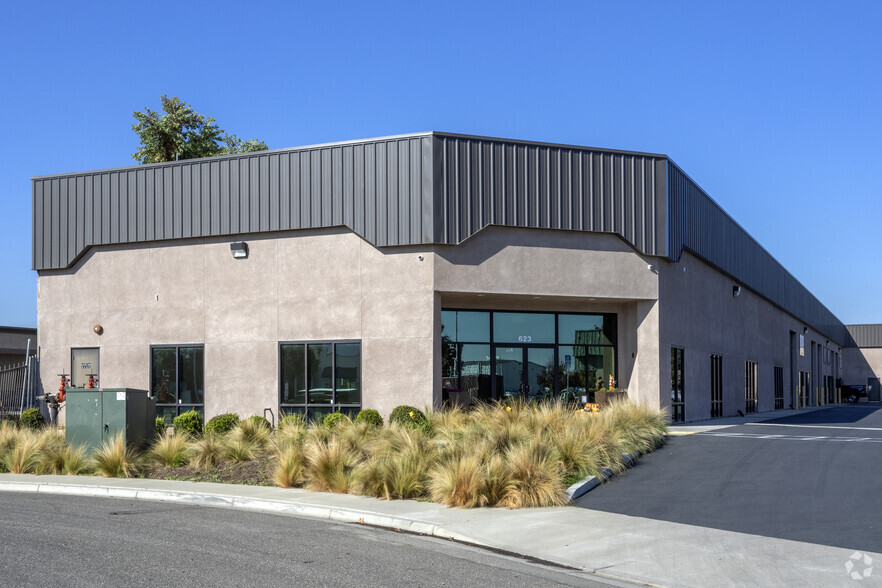 623 Bitritto Ct, Modesto, CA for sale - Primary Photo - Image 1 of 1