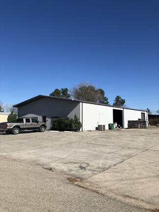 More details for 31902 Industrial Park Dr, Pinehurst, TX - Industrial for Lease