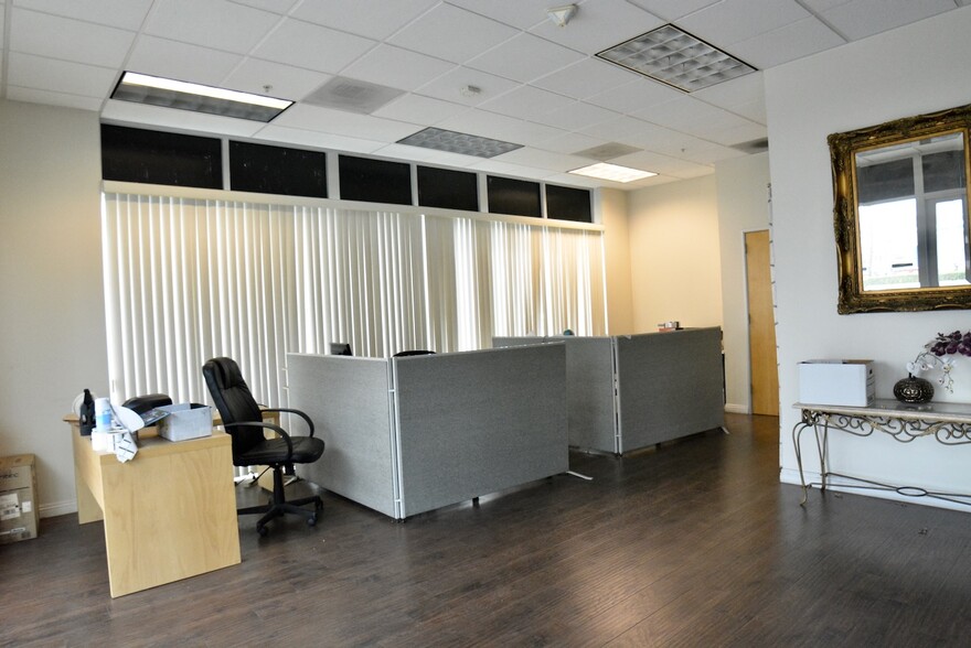 2280 Valley Blvd, Pomona, CA for lease - Interior Photo - Image 2 of 14