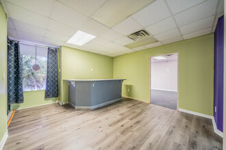 4013 N Armeniaa Ave, Tampa, FL for lease Interior Photo- Image 2 of 29