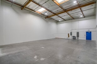 Ratner Fifth St. Business Park - Warehouse