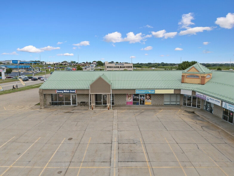 4855 Asbury Rd, Dubuque, IA for lease - Building Photo - Image 2 of 7
