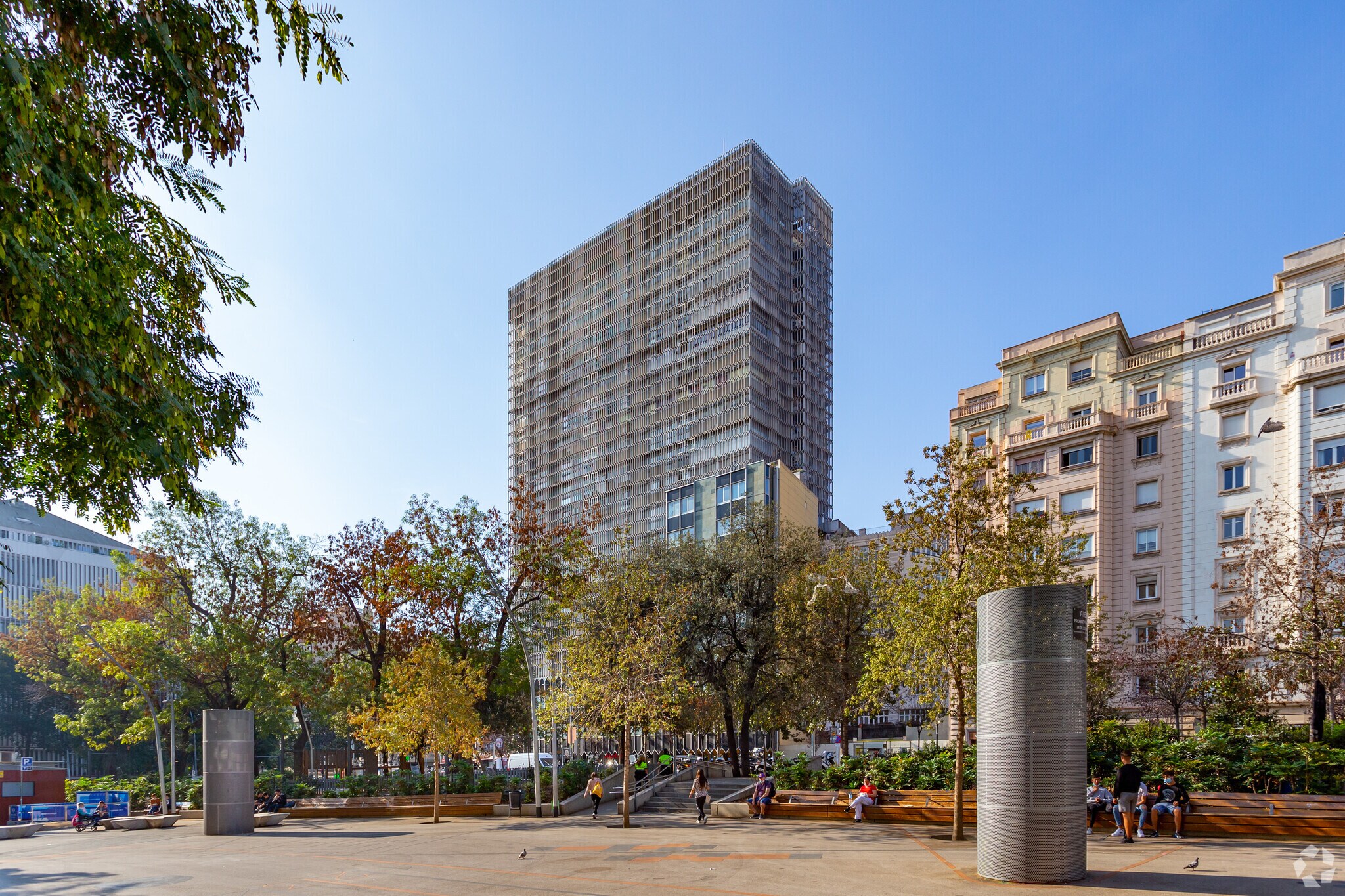 Plaça de Gal.La Placídia, 1, Barcelona, Barcelona for lease Primary Photo- Image 1 of 8