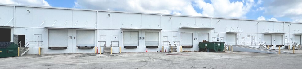 10050 NW 116th Way, Medley, FL for lease - Building Photo - Image 3 of 3