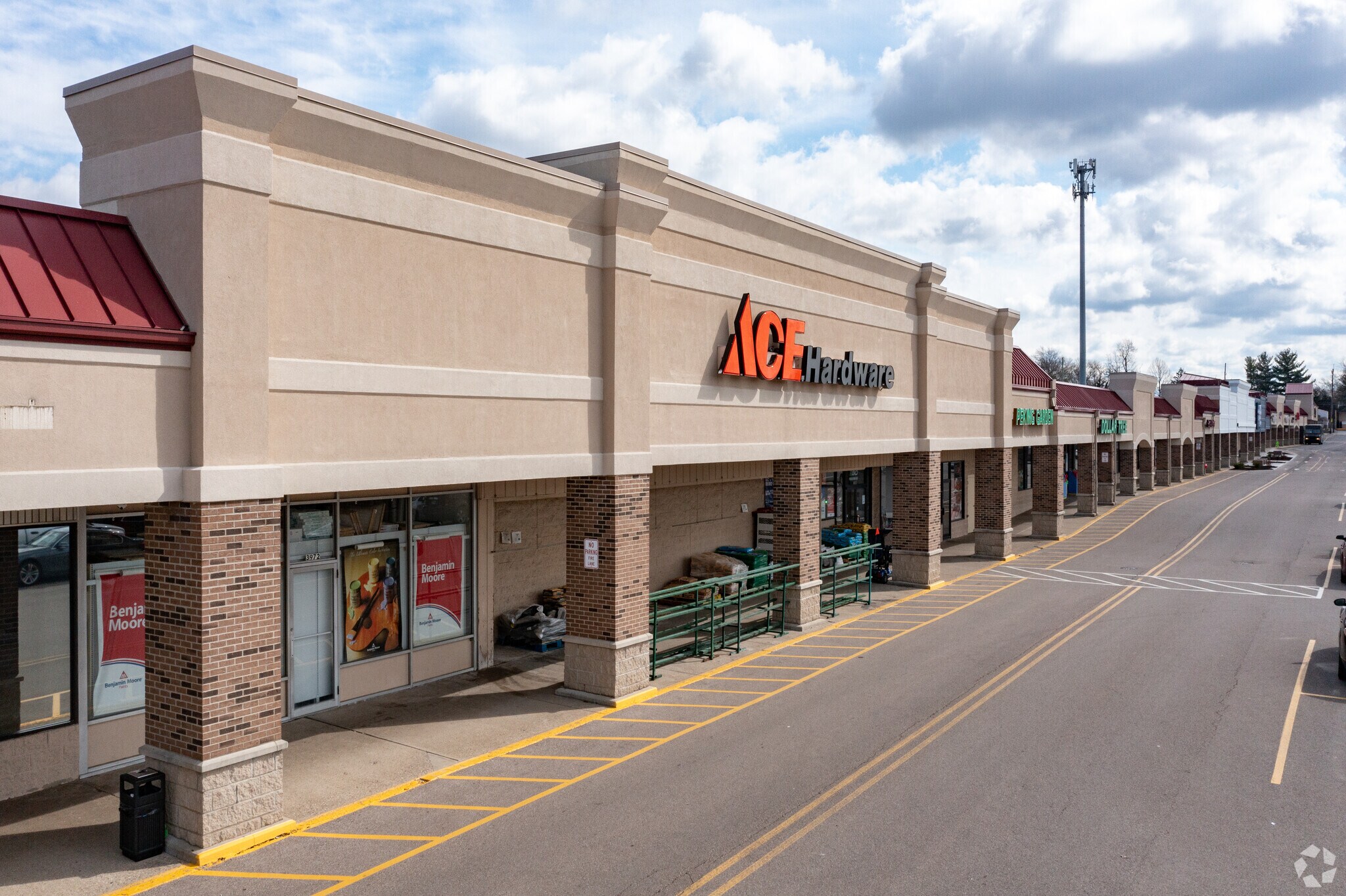 39124090 E Galbraith Rd, Cincinnati, OH 45236 Dillonvale Shopping Center