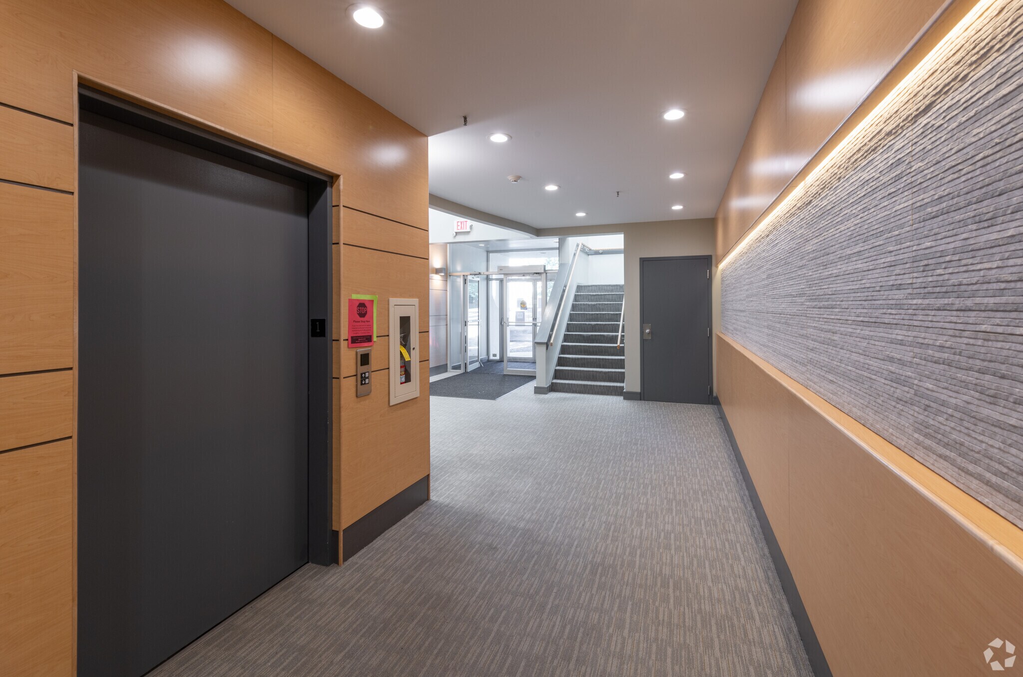 49 State Rd, Dartmouth, MA 02747 Dartmouth Place