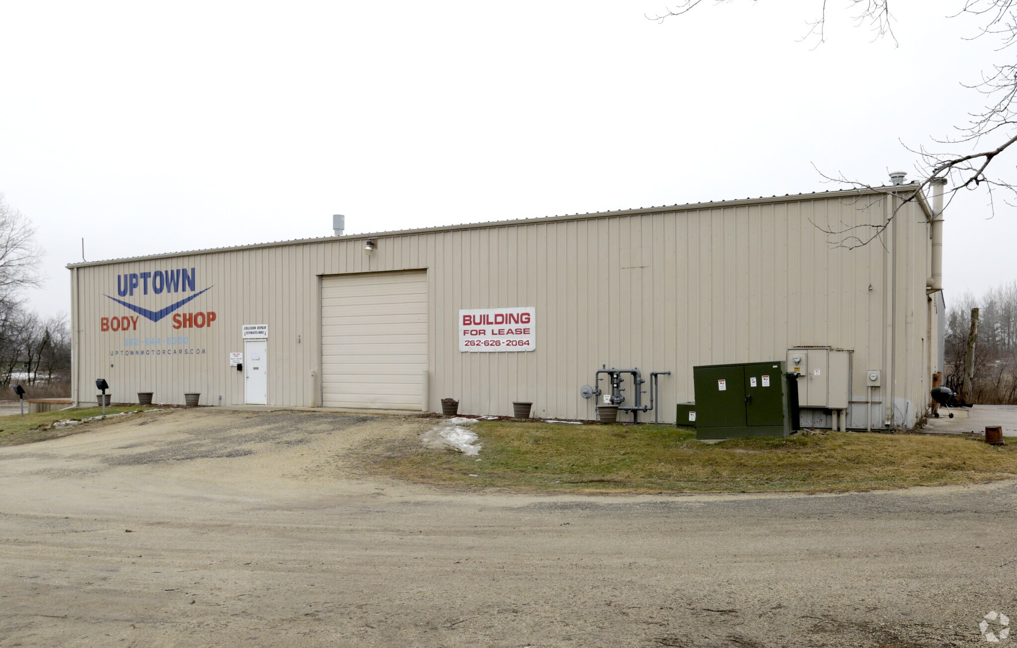 891 E Commerce Blvd, Slinger, WI for sale Primary Photo- Image 1 of 1