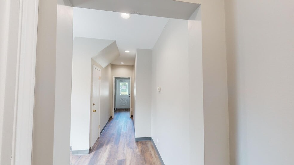 509 W Main St, Barrington, IL for lease - Interior Photo - Image 3 of 17