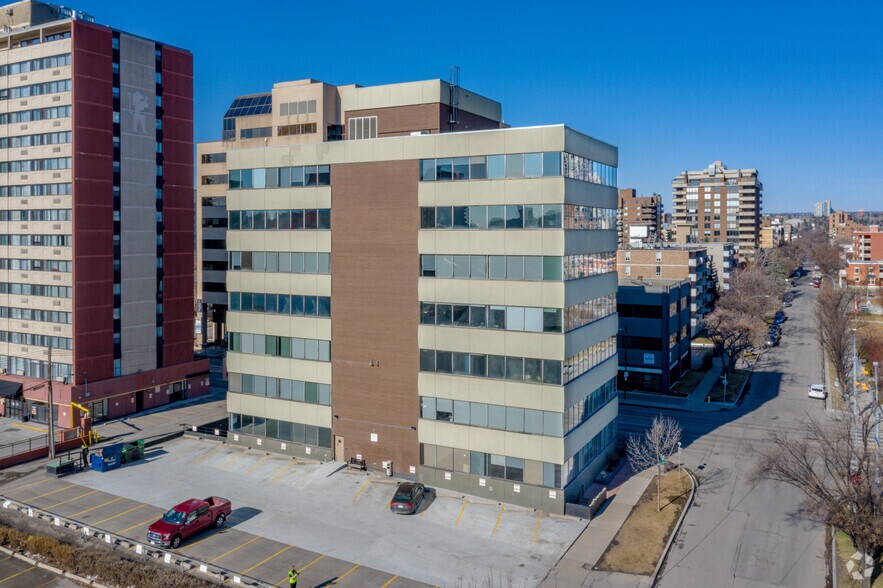 1300 8 St SW, Calgary, AB for sale - Primary Photo - Image 1 of 1