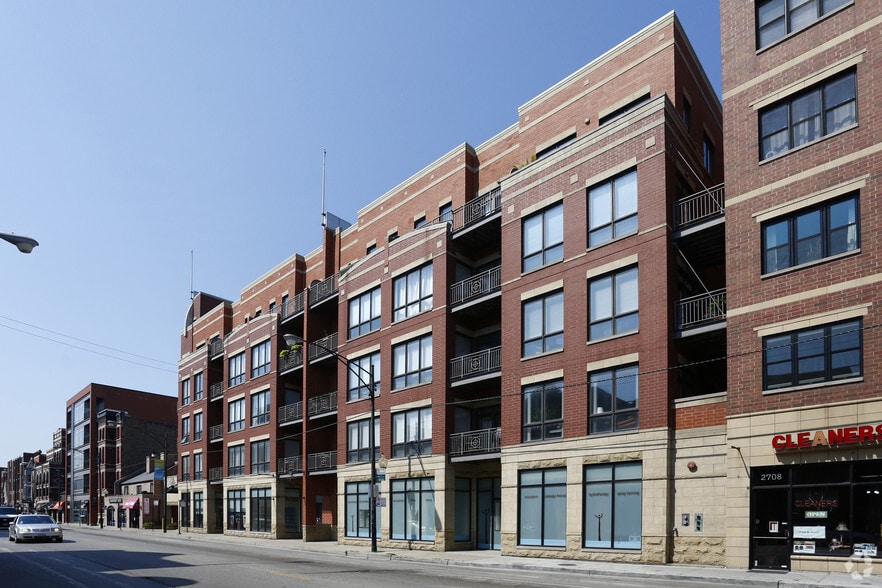 2706 N Halsted St, Chicago, IL for lease - Building Photo - Image 3 of 3