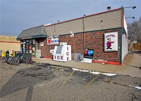 1816 Cleveland Ave NW, Canton OH - Convenience Store