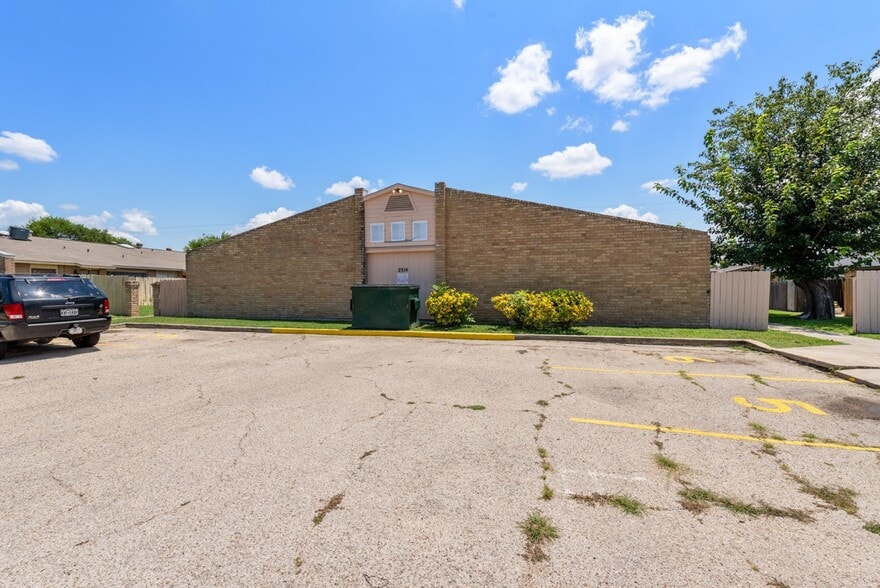 2314 Andover Dr, Killeen, TX for sale - Building Photo - Image 2 of 22