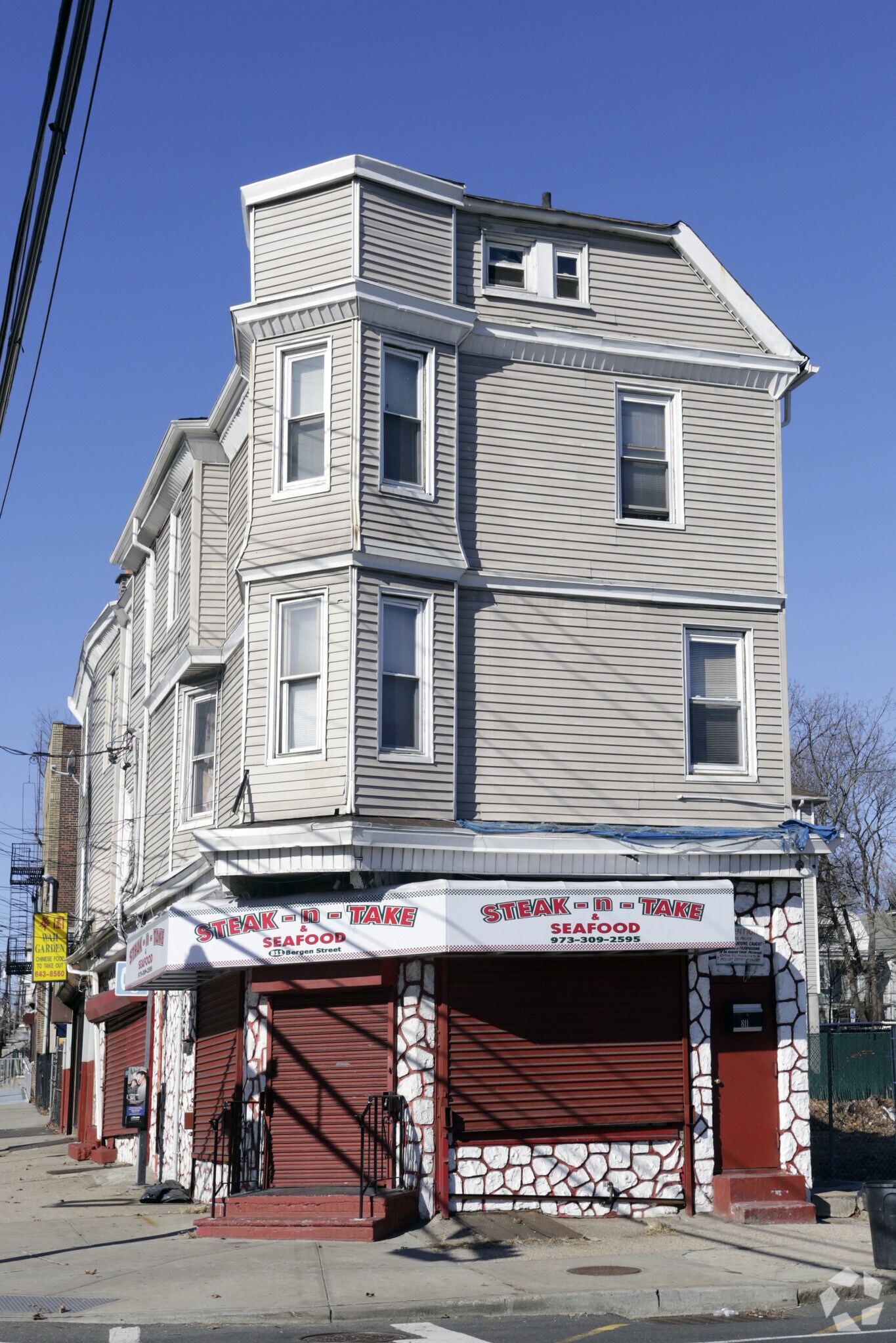 811 Bergen St, Newark, NJ for sale Primary Photo- Image 1 of 1