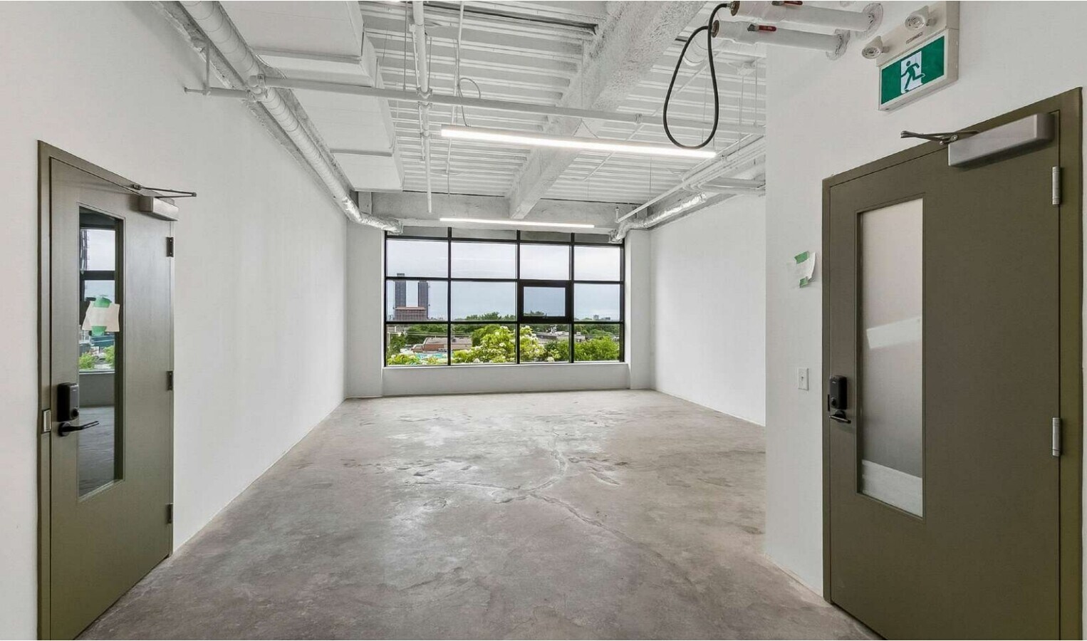 288-300 Geary Ave, Toronto, ON M6H 2C5 - Unit 401 - - Interior Photo - Image 2 of 9