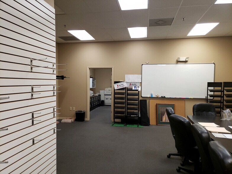 6903 Stapoint Ct, Winter Park, FL for sale - Interior Photo - Image 1 of 1