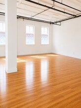 69 S Pleasant St, Amherst, MA for lease Interior Photo- Image 1 of 4