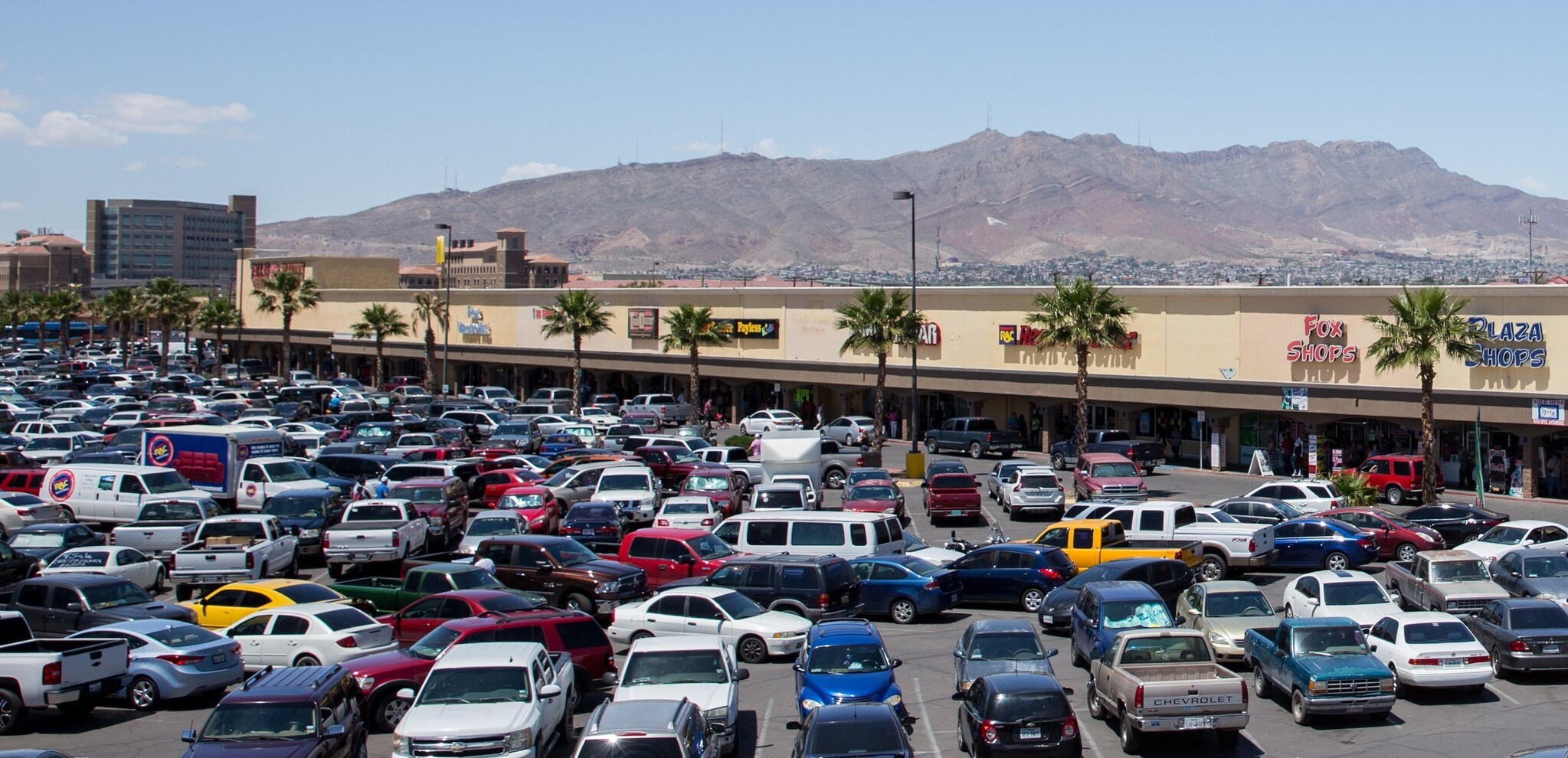 55115595 Alameda Ave, El Paso, TX 79905 Fox Plaza Shopping Center