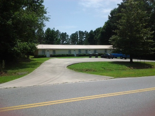 438 Lafayette Rd, Rocky Face, GA for sale - Primary Photo - Image 1 of 1