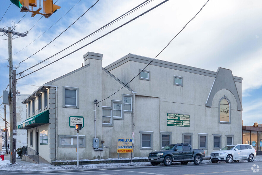 559 Atlantic Ave, East Rockaway, NY for lease - Building Photo - Image 2 of 6