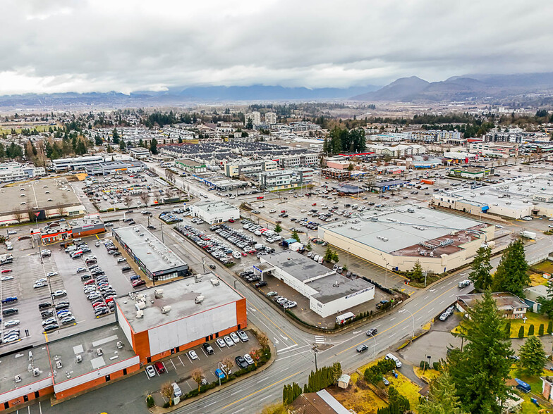 32562 S Fraser Way, Abbotsford, BC for lease - Building Photo - Image 3 of 8