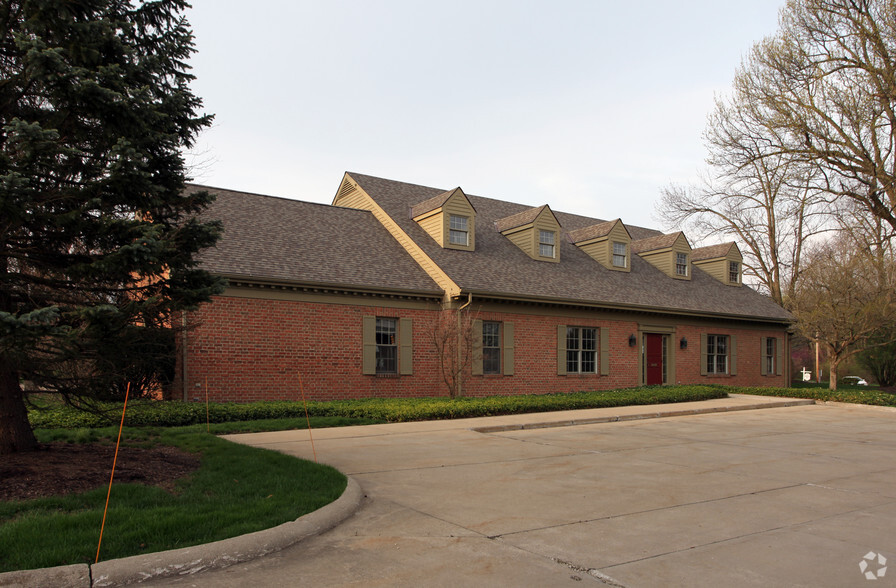 625 Cline Ave, Mansfield, OH for sale - Primary Photo - Image 1 of 1