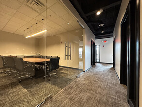 200 N Washington St, West Dundee, IL for lease Interior Photo- Image 1 of 6