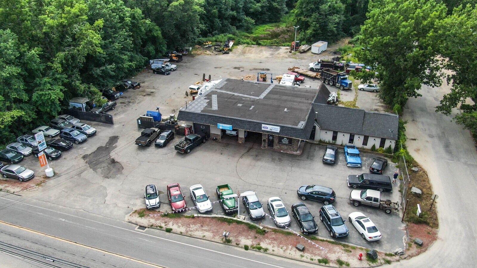 575 Wauregan Rd, Danielson, CT 06239