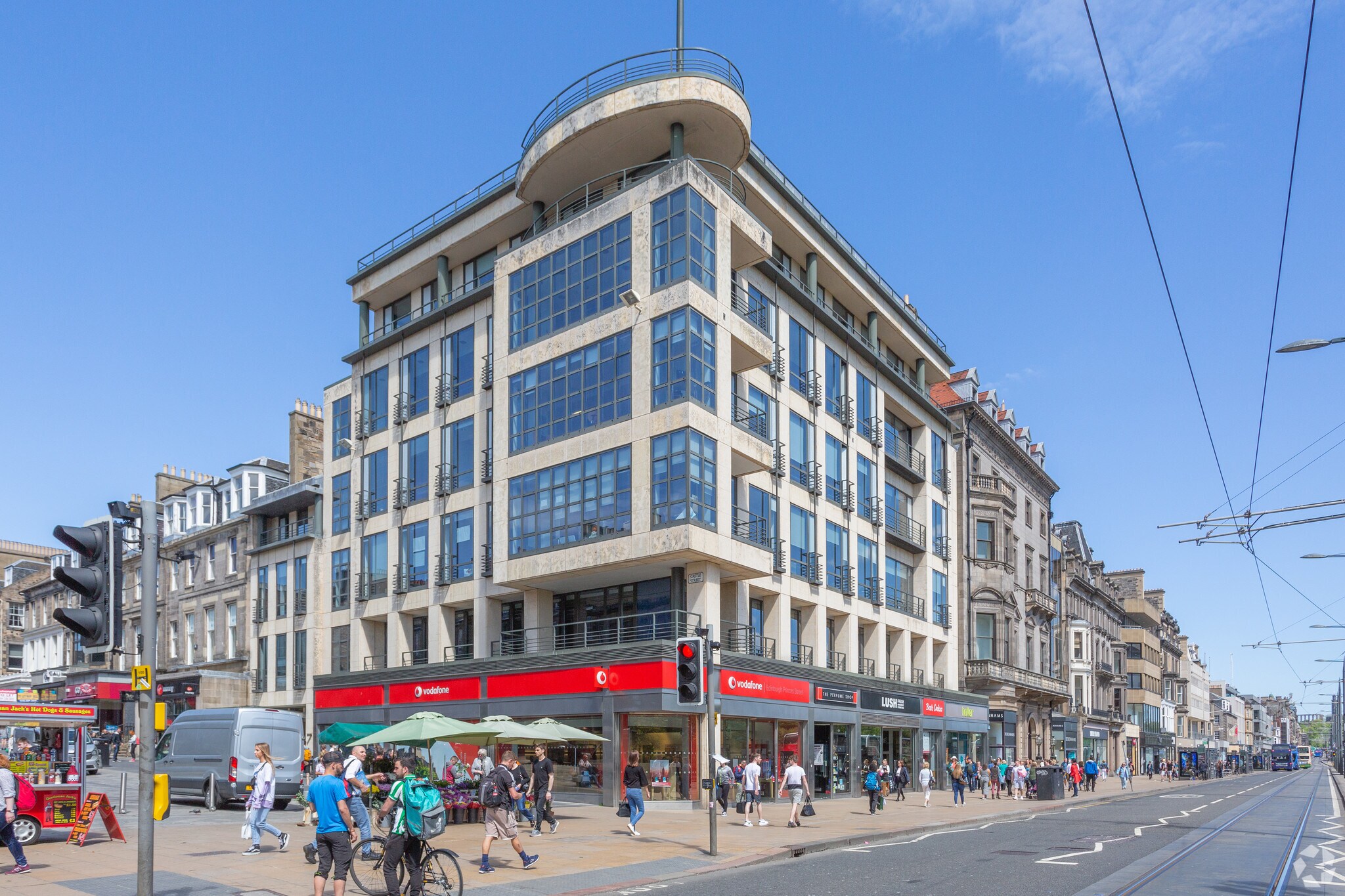 113 Princes St, Edinburgh for sale Primary Photo- Image 1 of 1