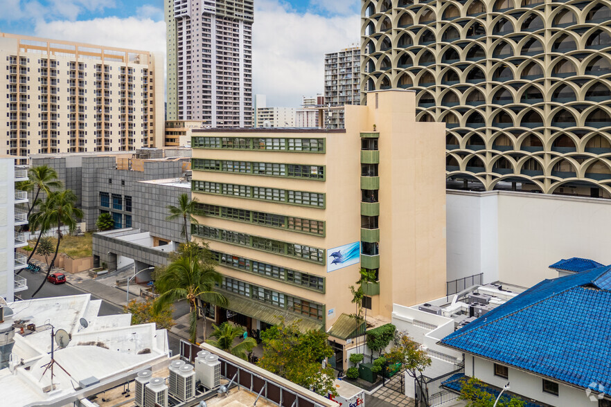 307 Lewers St, Honolulu, HI for lease - Primary Photo - Image 1 of 5