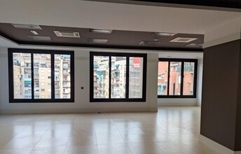 Avinguda De Madrid, Barcelona, Barcelona for lease Interior Photo- Image 1 of 11