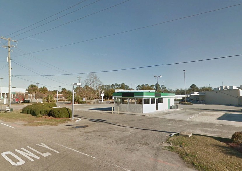 1301 Sam Rittenberg Blvd, Charleston, SC for lease - Primary Photo - Image 1 of 2