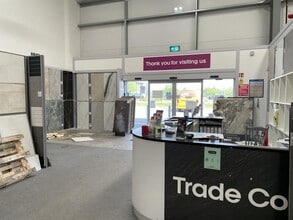 Units A-E Vanguard Way, Shrewsbury for lease Interior Photo- Image 2 of 4