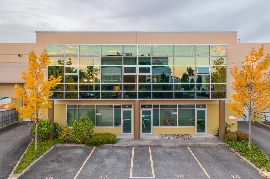 17667 65A Ave, Surrey, BC for lease - Building Photo - Image 3 of 4