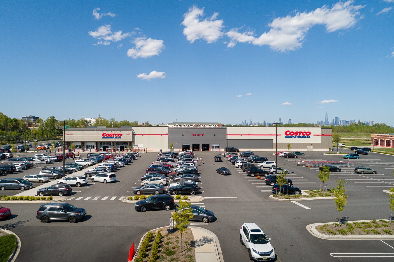 21 Goldsborough Dr, Bayonne, NJ 07002